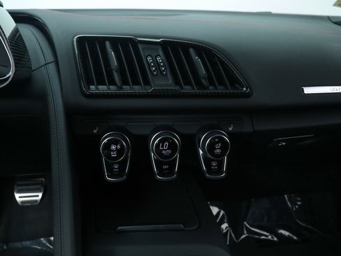 Used 2023 Audi R8 V10 GT image 28