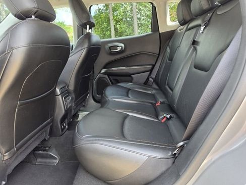 Used 2020 Jeep Compass Limited AWD/4WD image 15