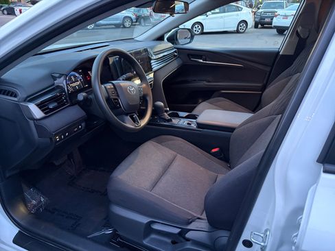 Used 2026 Toyota Camry LE FWD image 9