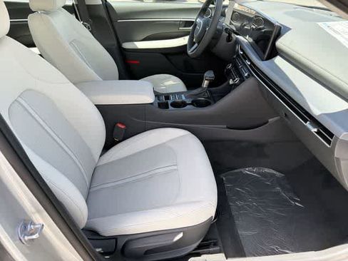 New 2026 Hyundai Sonata SE FWD image 18