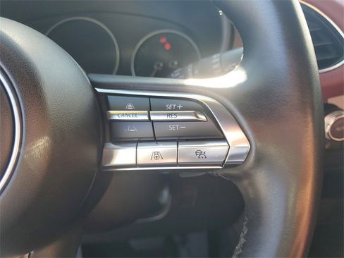 Certified 2023 MAZDA MAZDA3 Hatchback w/ Appearance Package image 24