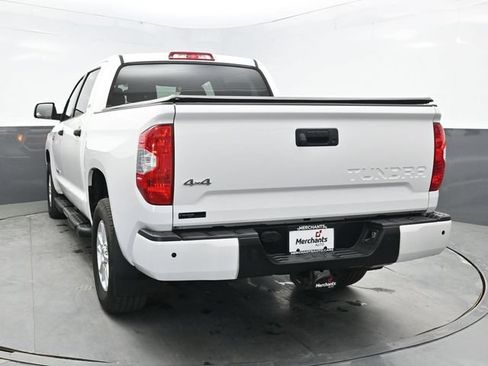 Used 2017 Toyota Tundra SR5 w/ SR5 Upgrade Package AWD/4WD image 5
