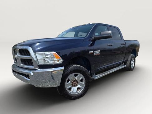 Used 2015 RAM 2500 Tradesman w/ Chrome Appearance Group AWD/4WD image 2