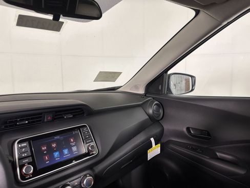 New 2025 Nissan Kicks Play S image 24