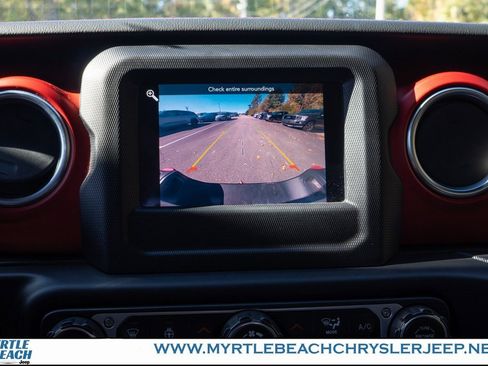 Certified 2020 Jeep Gladiator Rubicon w/ Safety Group image 20