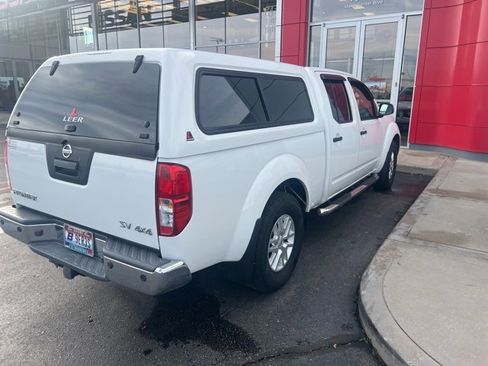 Used 2018 Nissan Frontier SV w/ Value Truck Package image 5