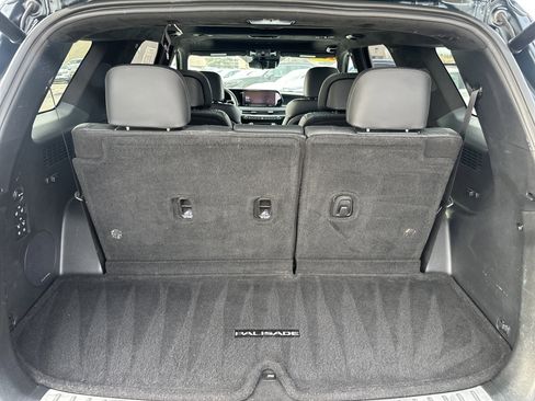 Used 2023 Hyundai Palisade Calligraphy image 11