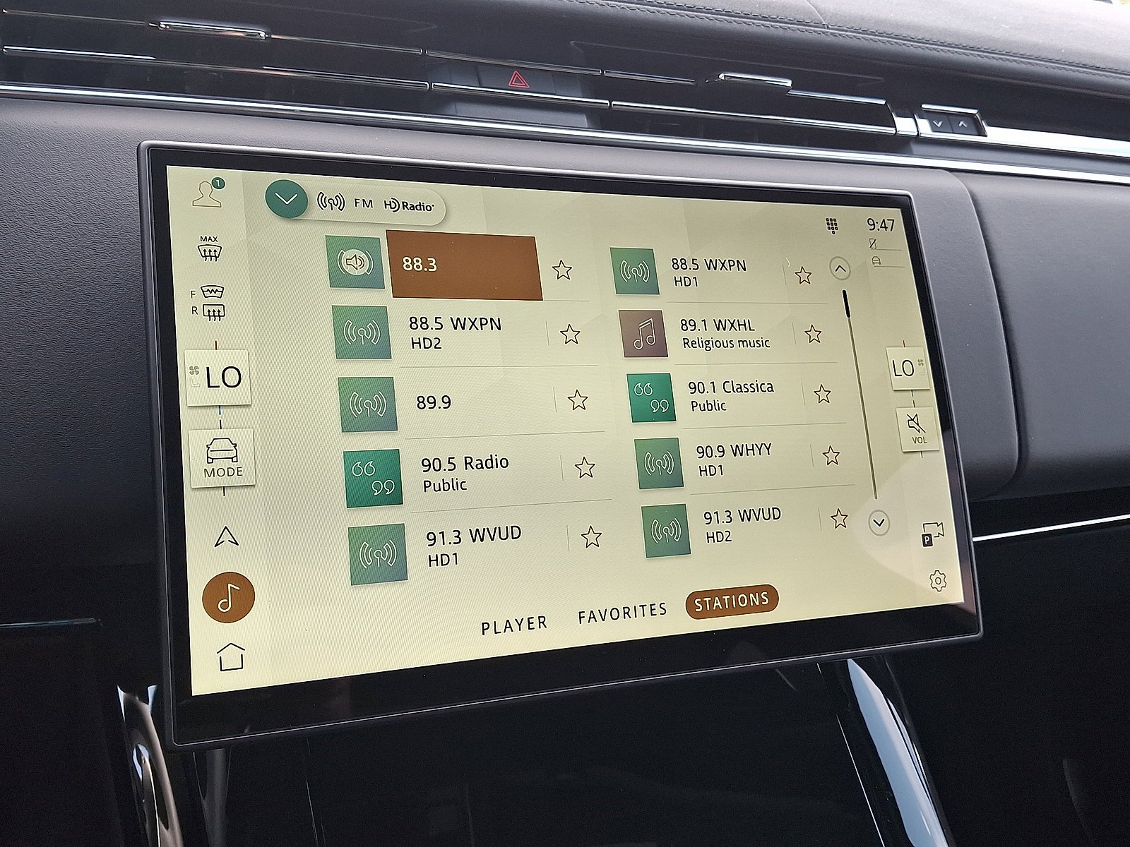 New 2026 Land Rover Range Rover Sport SE AWD/4WD image 14