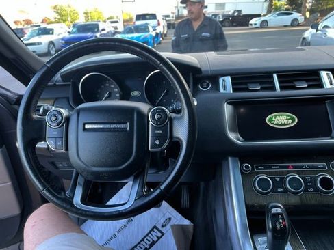 Used 2017 Land Rover Range Rover Sport HSE AWD/4WD image 33