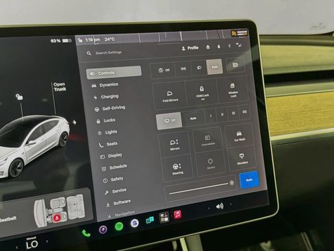 Used 2020 Tesla Model 3 Standard Range Plus RWD image 35