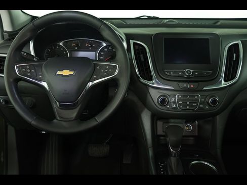 Used 2023 Chevrolet Equinox LT FWD image 15