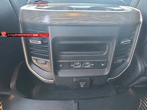 Used 2020 RAM 1500 Laramie AWD/4WD image 22