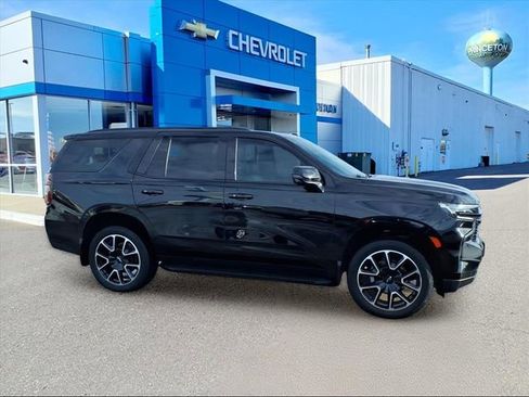 Used 2023 Chevrolet Tahoe RST w/ Luxury Package image 2