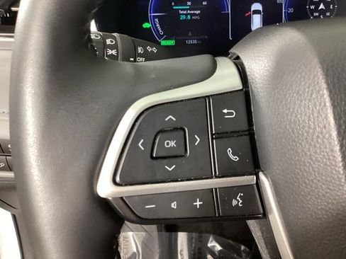 Used 2024 Toyota Highlander Platinum AWD/4WD image 22