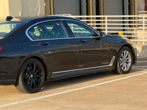 Used 2016 BMW 750i xDrive AWD/4WD image 9