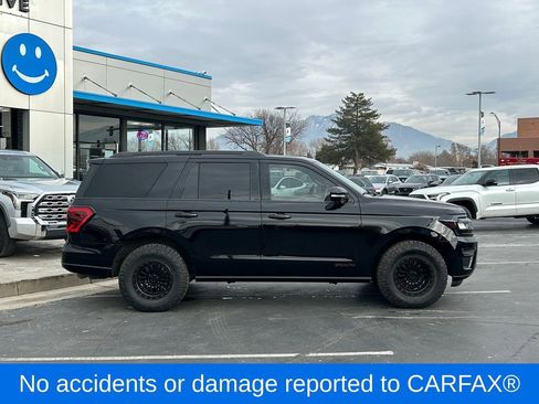 Used 2023 Ford Expedition Limited image 2