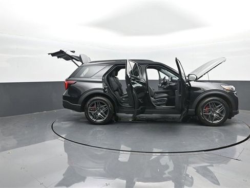 New 2026 Ford Explorer ST-Line w/ ST-Line Street Pack image 41