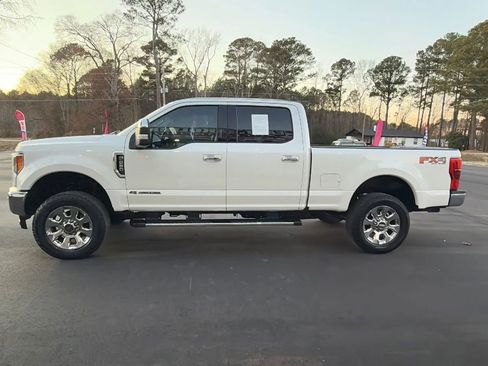 Used 2019 Ford F250 Lariat w/ Lariat Ultimate Package image 5