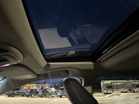 Used 2021 Subaru Outback Limited image 30