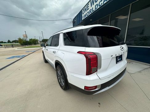 Used 2020 Hyundai Palisade SEL FWD image 3