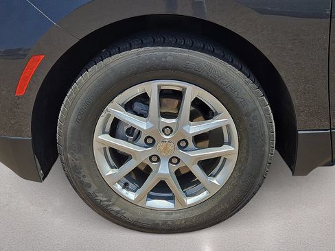 Used 2023 Chevrolet Equinox LT FWD image 10