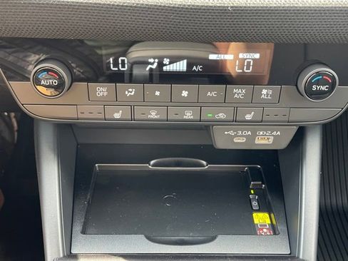 New 2026 Subaru Outback Limited AWD/4WD image 11