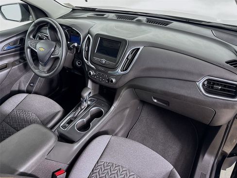 Used 2023 Chevrolet Equinox LT AWD/4WD image 29