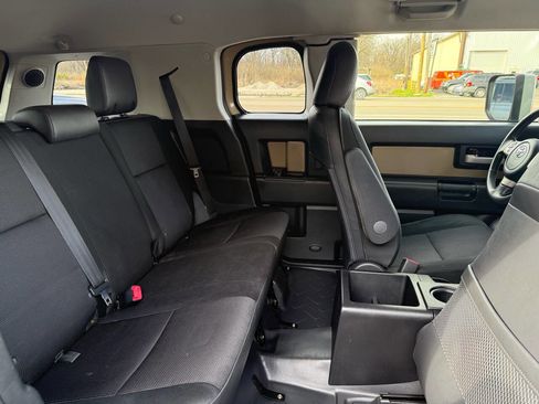 Used 2014 Toyota FJ Cruiser 4WD w/ Upgrade Package image 64