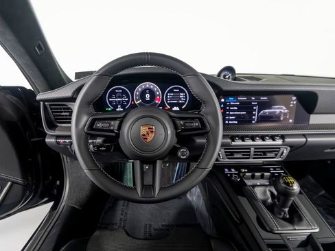 Certified 2026 Porsche 911 GT3 RWD image 18