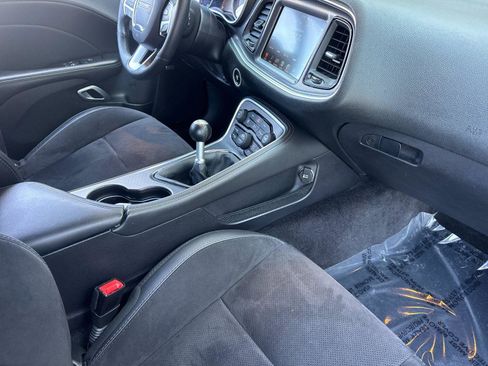 Used 2016 Dodge Challenger R/T Scat Pack RWD image 13