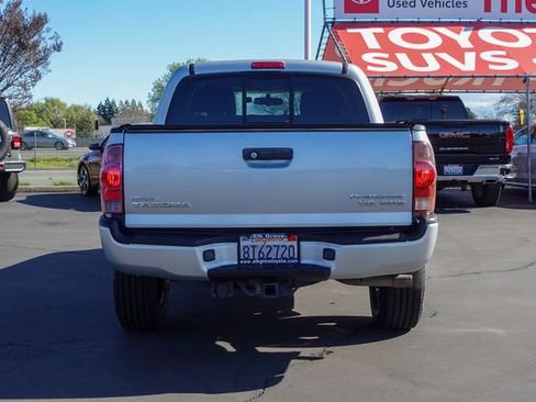 Used 2007 Toyota Tacoma PreRunner image 9