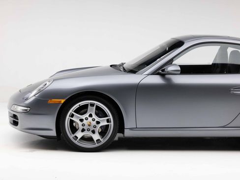 Used 2006 Porsche 911 Carrera RWD image 19