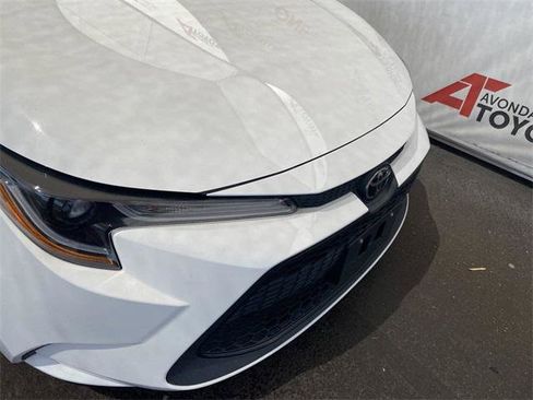 Certified 2021 Toyota Corolla LE FWD image 10