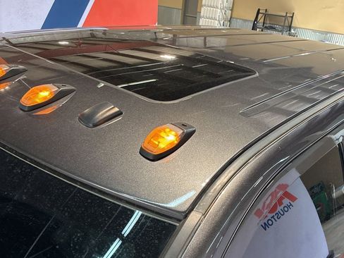 Used 2024 RAM 2500 Laramie w/ Night Edition image 11