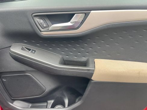 Used 2020 Ford Escape SE AWD/4WD image 30
