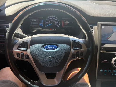 Used 2019 Ford Flex Limited FWD image 19