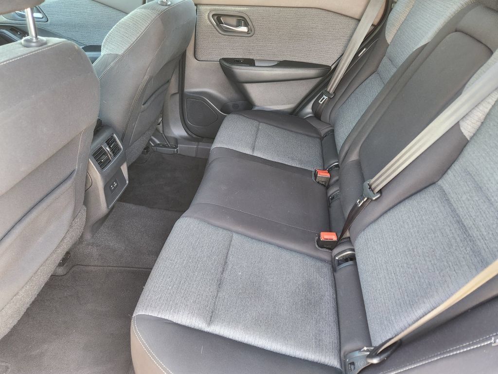 Used 2022 Nissan Rogue SV FWD image 33