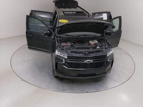 Used 2024 Chevrolet Suburban RST w/ Luxury Package AWD/4WD image 48