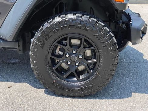 Used 2025 Jeep Wrangler Unlimited Sport AWD/4WD image 29