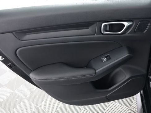 Used 2024 Honda Civic EX-L image 27