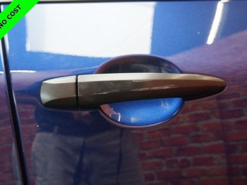 Used 2022 Nissan Rogue S image 85