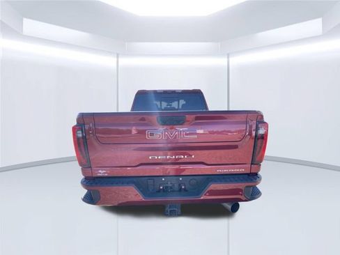 Used 2024 GMC Sierra 2500 Denali w/ Technology Package AWD/4WD image 9