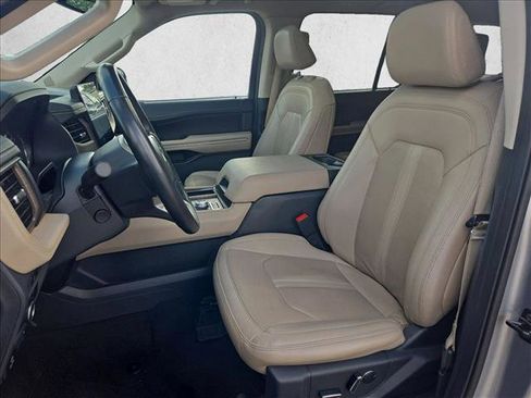 Used 2024 Ford Expedition Max Limited AWD/4WD image 16