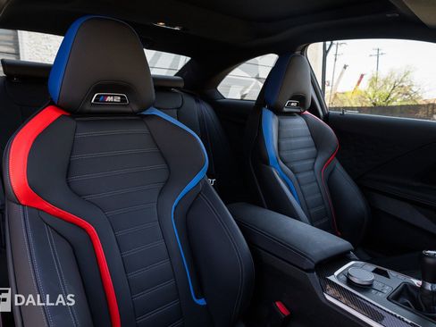 Used 2024 BMW M2 image 37