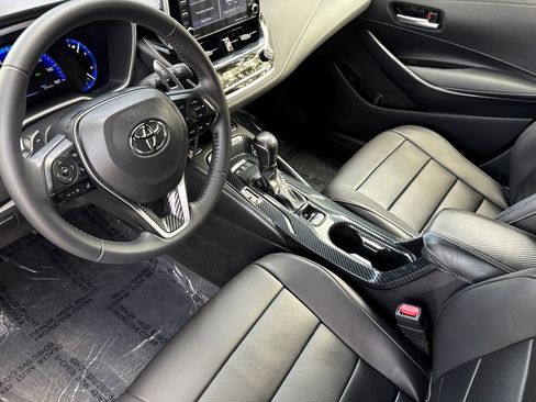 Used 2022 Toyota Corolla XSE image 10