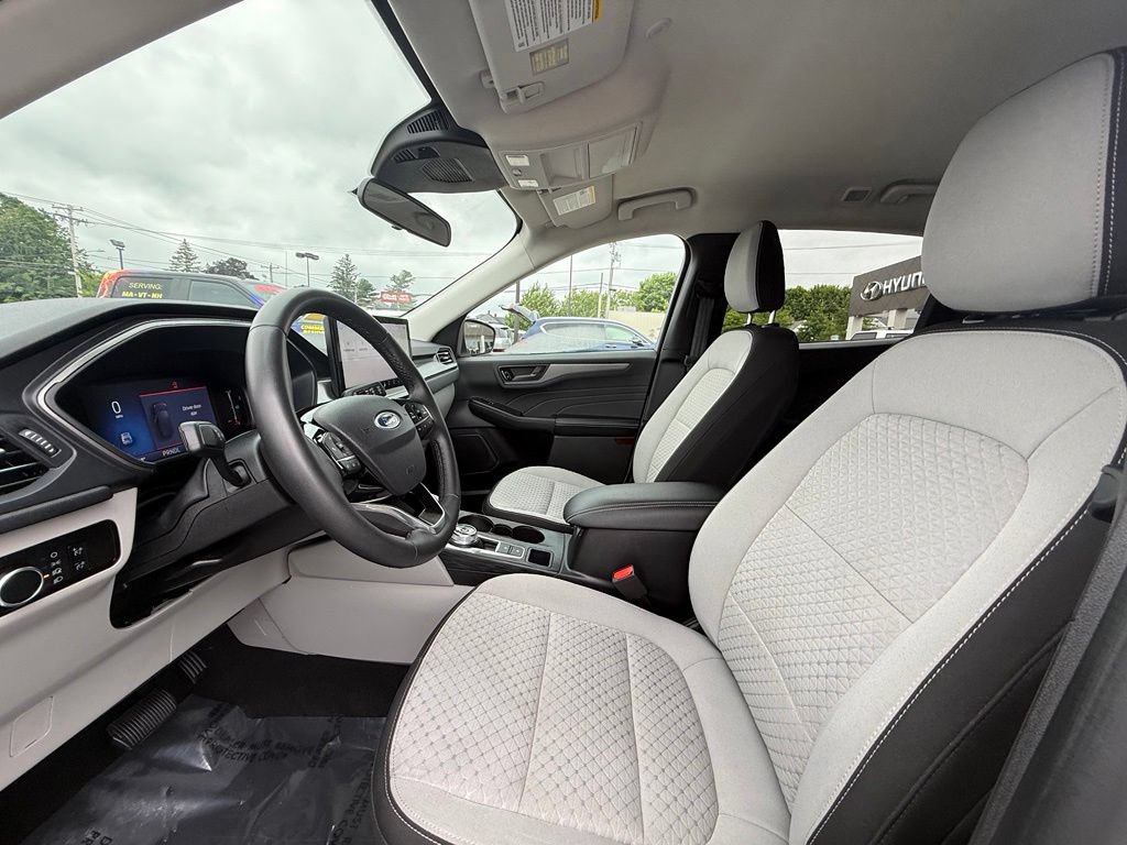 Used 2023 Ford Escape Active w/ Tech Pack #1 AWD/4WD image 22