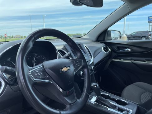 Used 2020 Chevrolet Equinox LT AWD/4WD image 9