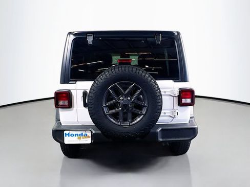 Used 2024 Jeep Wrangler Unlimited Sport AWD/4WD image 22