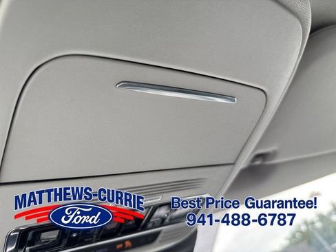 Used 2025 Lincoln Navigator Reserve AWD/4WD image 26
