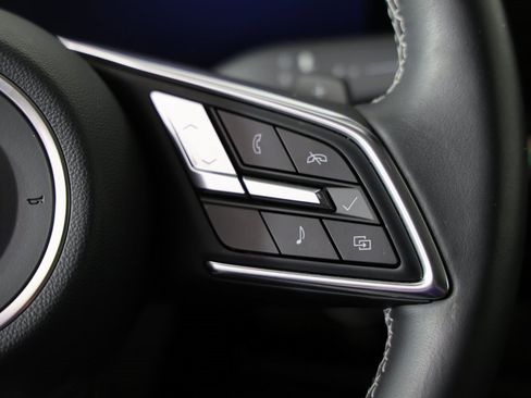 Certified 2025 Buick Envision Sport Touring image 15